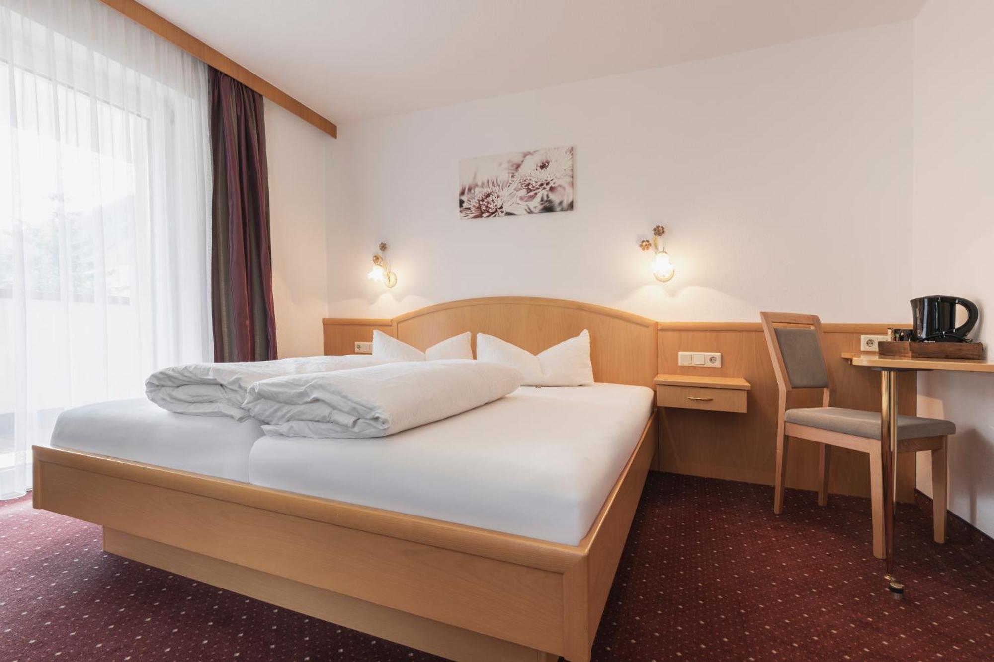 Standard Doppelzimmer mit Balkon